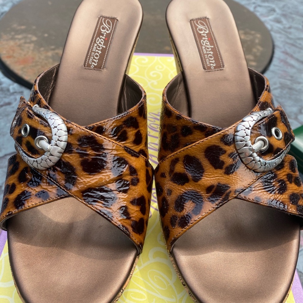 NIB Brighton Leopard-Print Cross Strap Sandals in Brown & Black